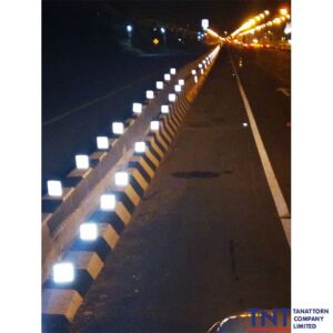 เป้าสะท้อนแสง