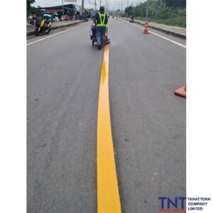 สีตีเส้นจราจร